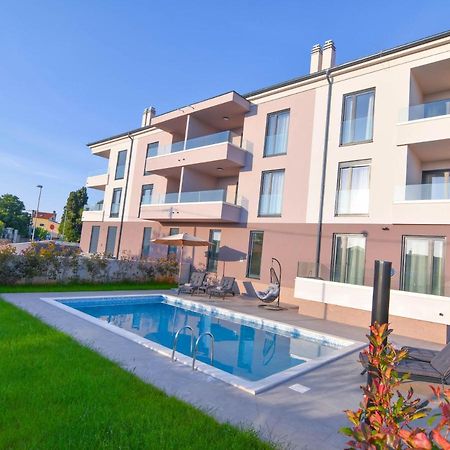 Luxury Apartment Faro With Sea View And Swimming Pool Премантура Екстериор снимка