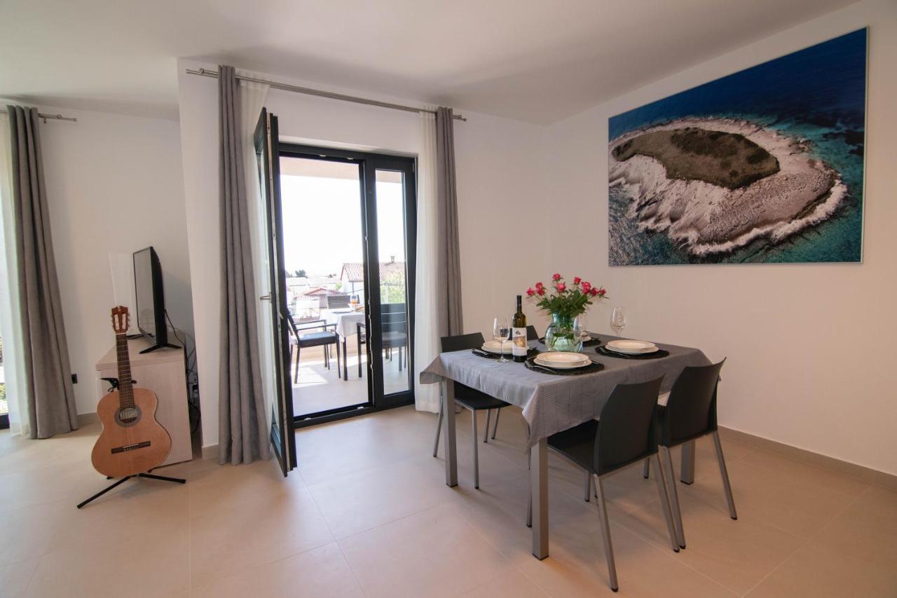 Luxury Apartment Faro With Sea View And Swimming Pool Премантура Екстериор снимка