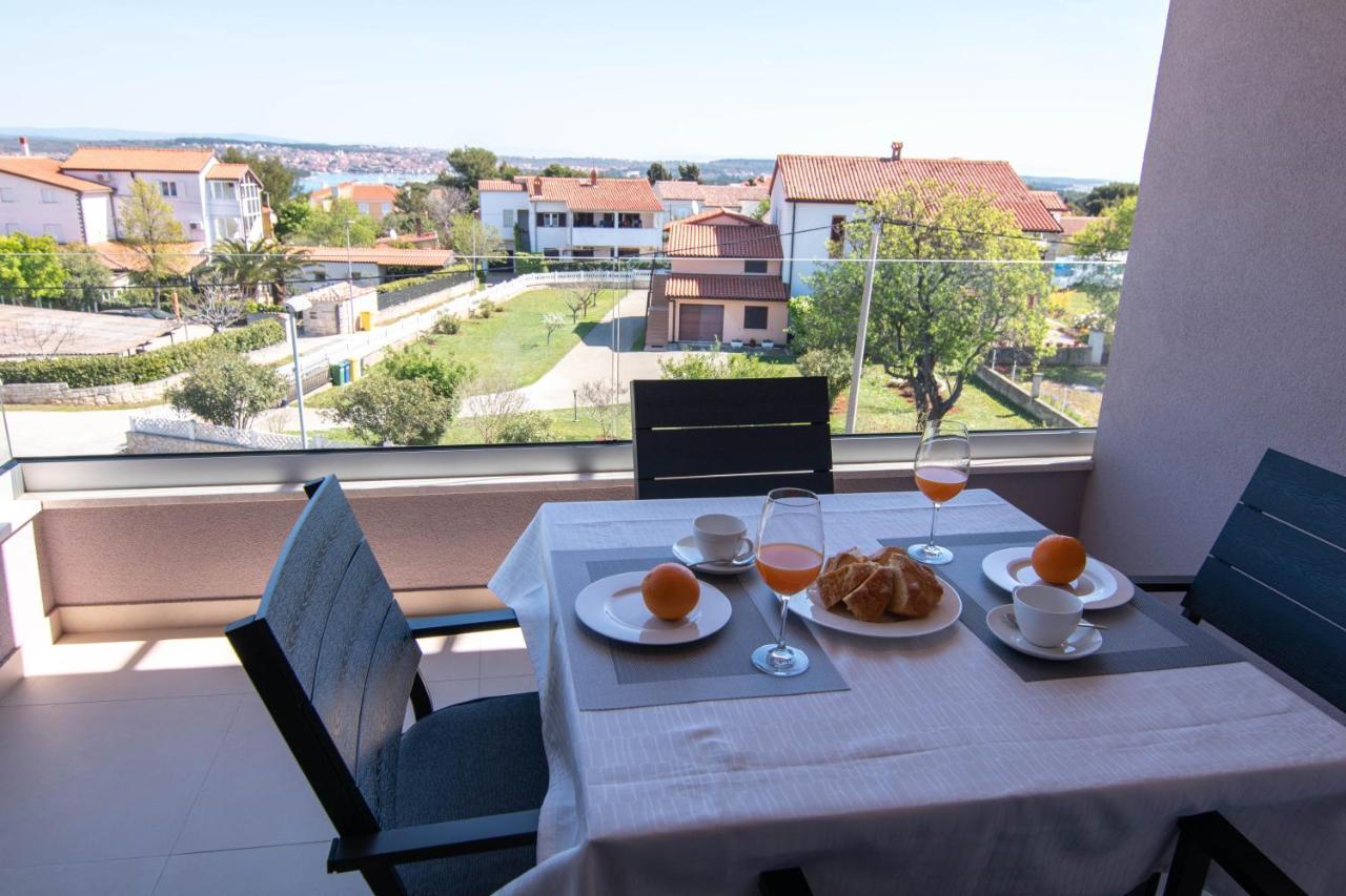 Luxury Apartment Faro With Sea View And Swimming Pool Премантура Екстериор снимка