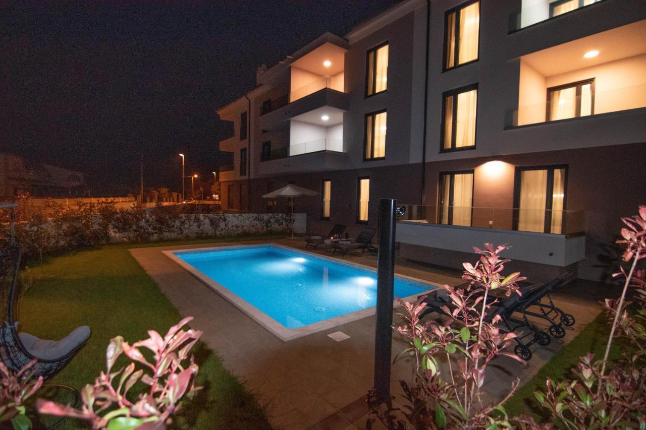 Luxury Apartment Faro With Sea View And Swimming Pool Премантура Екстериор снимка